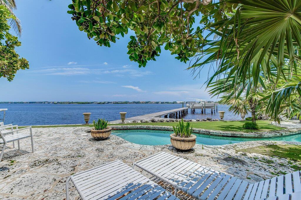 7500 S Flagler Drive