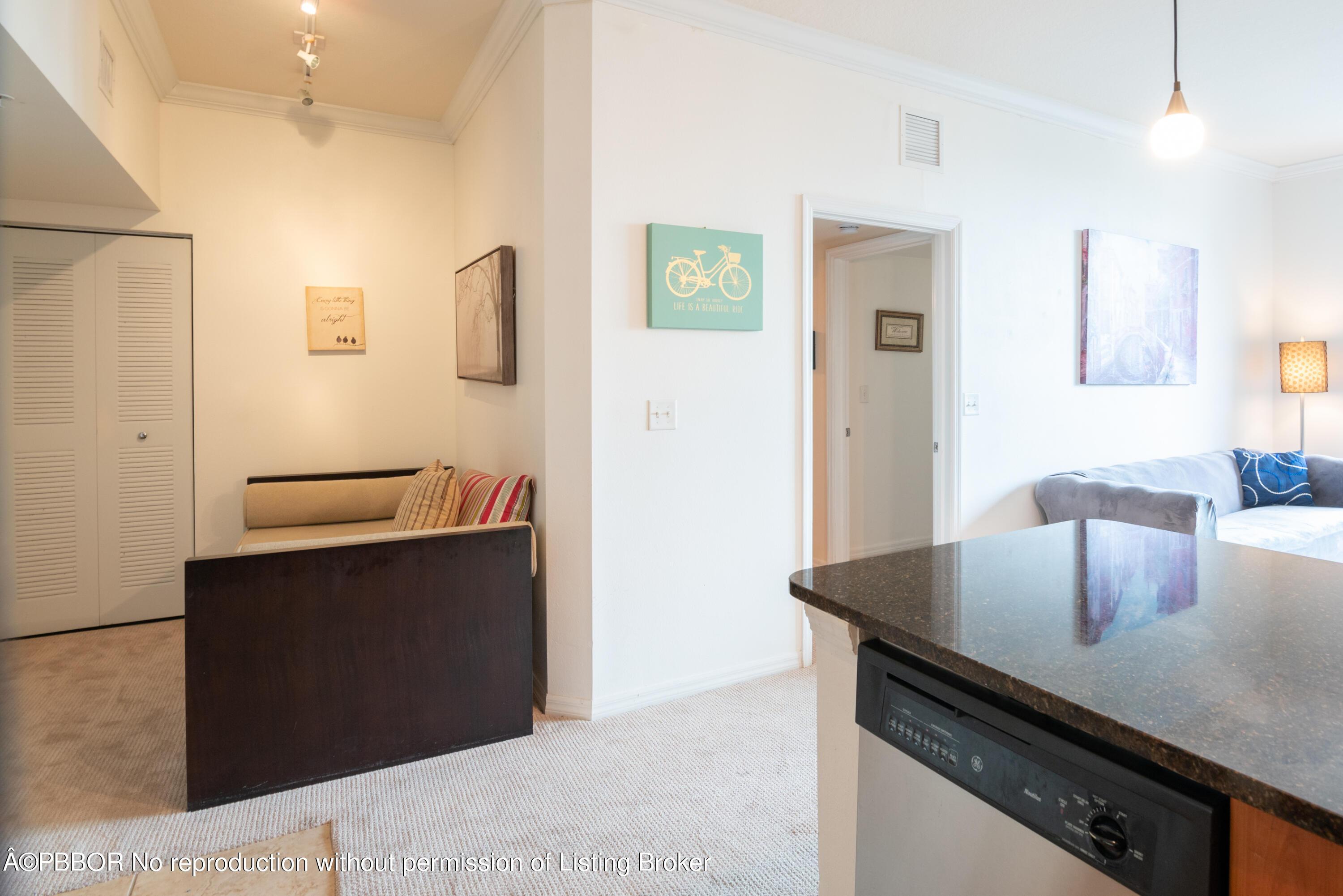 600 S Dixie Hwy Unit: 808