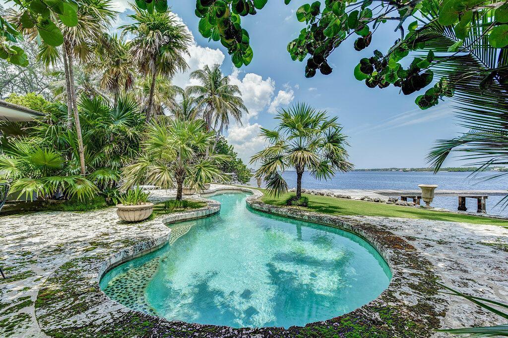 7500 S Flagler Drive