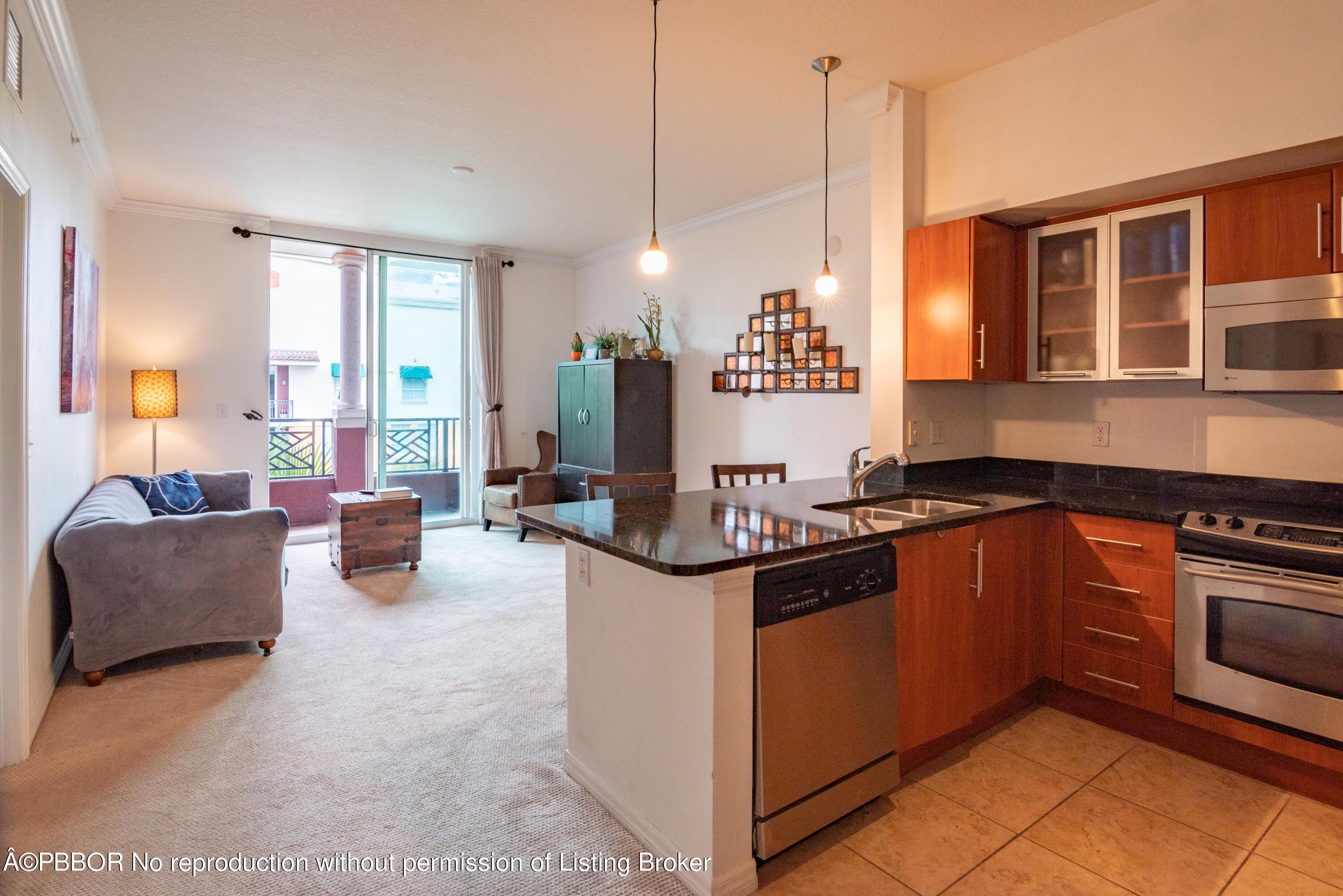 600 S Dixie Hwy Unit: 808